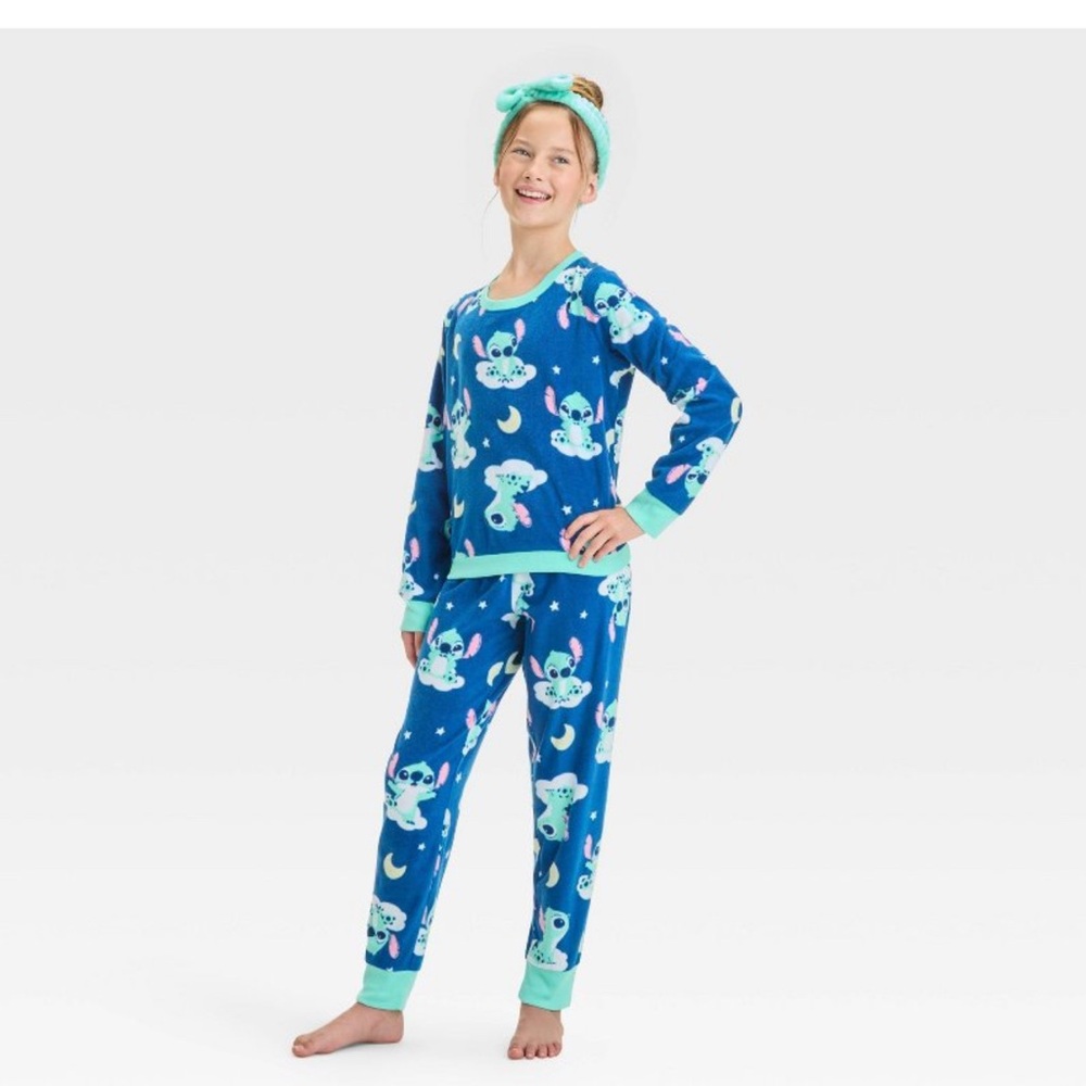 Disney Lilo & Stitch Girls 2 pc Pajama Set B6
